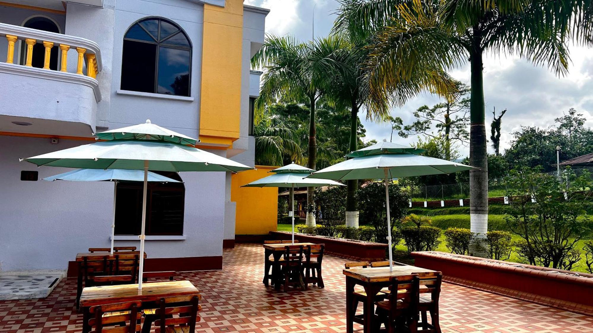 Hotel Casa Confort Santa Rosa de Cabal Eksteriør bilde